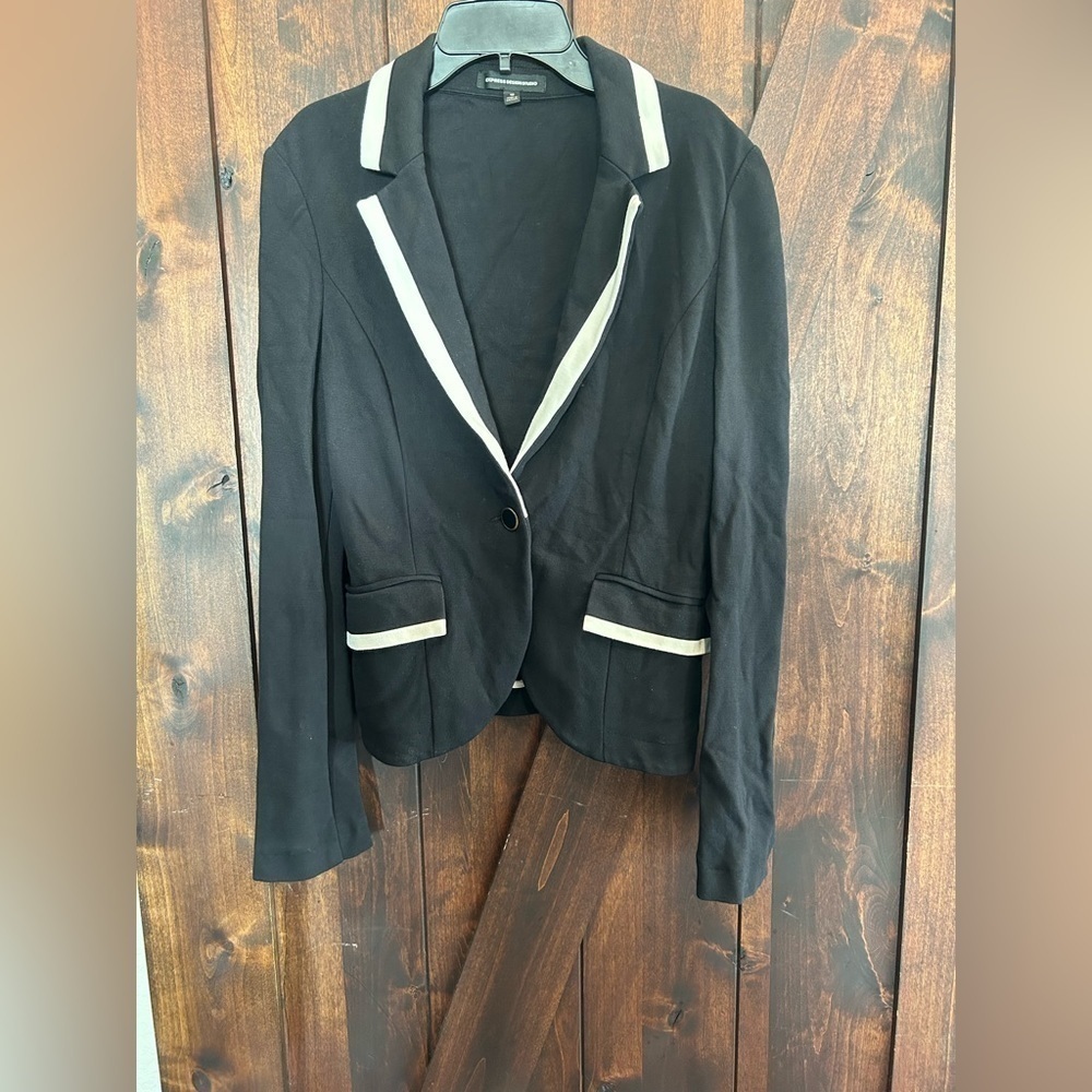 EXPRESS Women’s Black and White Fitted Jacket Button Closure 2000s